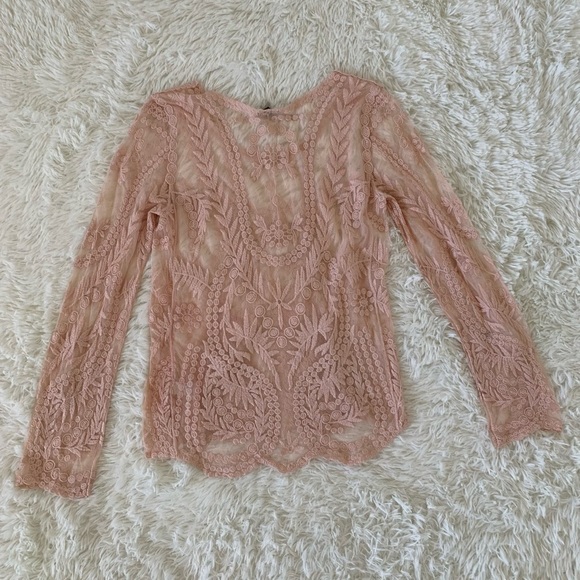 CUPIO, long sleeve laced top, S/M - Picture 13 of 14